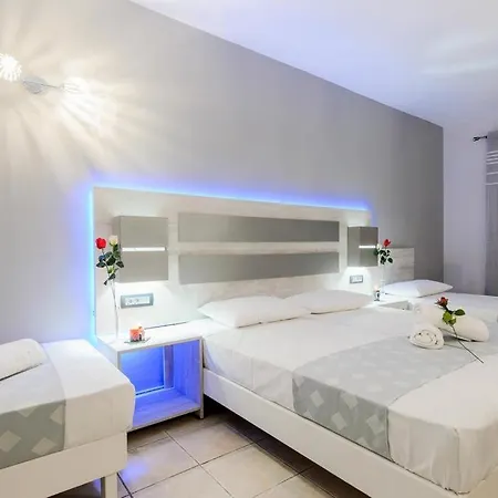 Savvas-deval (adults Only) Laganas